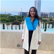 PROFESORA DE PRIMARIA ESPECIALISTA EN MUSICA  POR LA UNIVERSIDAD DE VALENCIA, CON FORMACION ACREDITADA